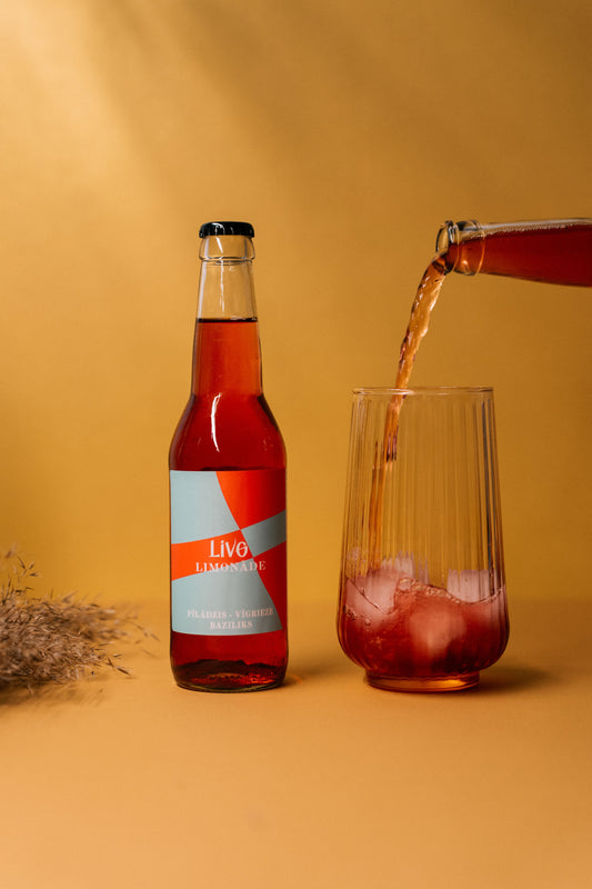 Pīlādžu - vīgriezes - bazilka limonāde